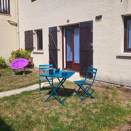 Joli 2p Avec Jardin Prive A Merville-franceville, Proche Et Commerces - Fr-1-788-30 Apartment