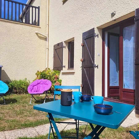 Joli 2p Avec Jardin Prive A Merville-franceville, Proche Et Commerces - Fr-1-788-30 *