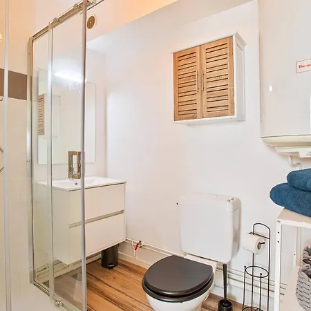 Joli 2p Avec Jardin Prive A Merville-franceville, Proche Et Commerces - Fr-1-788-30 Apartment *