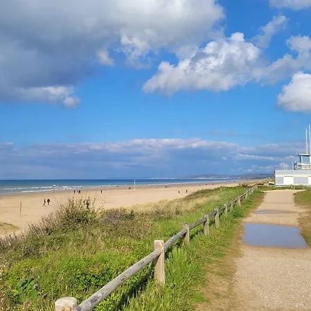 Joli 2p Avec Jardin Prive A Merville-franceville, Proche Et Commerces - Fr-1-788-30 Merville-Franceville-Plage